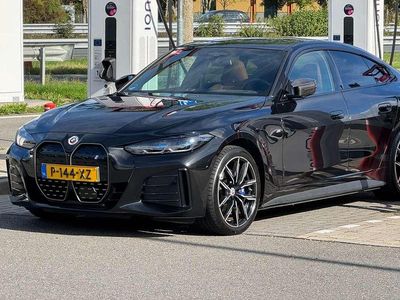 Zwart Gebruikt 2022 BMW i4 M Sport Sedan | € 40.555 (Eerlijke prijs)