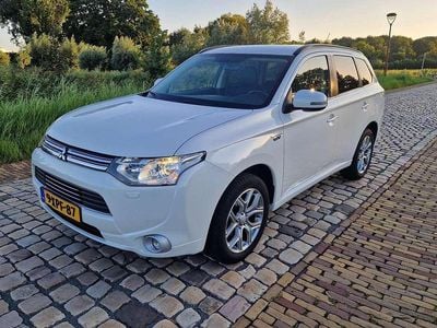 Mitsubishi Outlander P-HEV