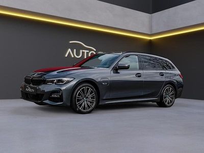 Grijs Gebruikt 2022 BMW 330 Shadowline Stationwagen | € 35.750 (Goede deal)