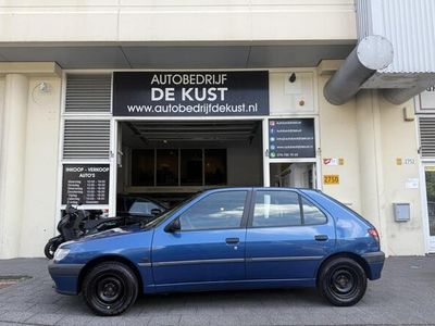 Peugeot 306