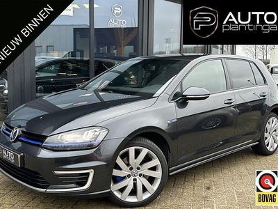 Zwart (metallic) Gebruikt 2015 VW Golf VII GTE Hatchback | € 10.395