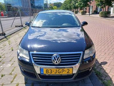 Zwart Gebruikt 2009 VW Passat Highline Sedan | € 3.200 (Duur)