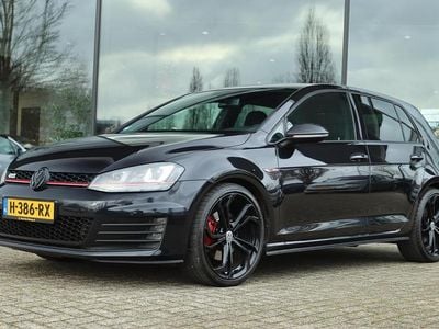 Zwart Gebruikt 2014 VW Golf VII GTI Hatchback | € 13.900 (Eerlijke prijs)