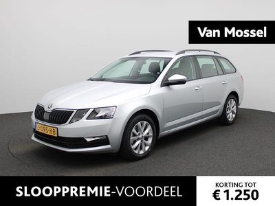 Grijs Gebruikt 2020 Skoda Octavia Business Line Stationwagen | € 18.945 (Goede deal)