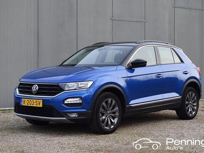 Blauw Occasion 2021 VW T-Roc Style SUV | € 18.250 (Eerlijke prijs)