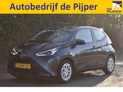 Occasion Toyota Aygo X-play 74 PK (54 kW) 2019 Grijs Hatchback