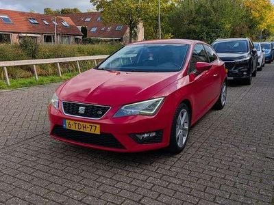 Rood Gebruikt 2014 Seat Leon FR Stationwagen | € 9.500 (Eerlijke prijs)