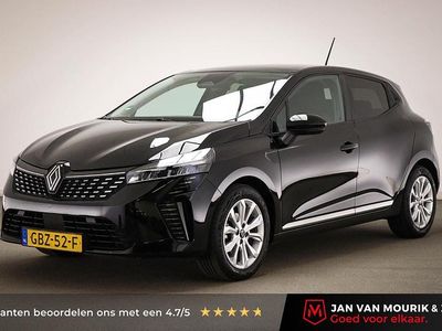 Zwart Occasion 2024 Renault Clio V Evolution Hatchback | € 18.995 (Eerlijke prijs)