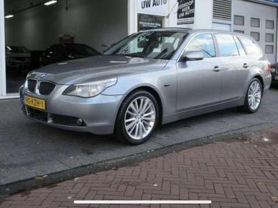 BMW 523