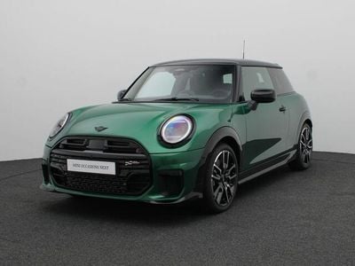 Groen Occasion 2025 Mini John Cooper Works Hatchback | € 43.900 (Iets duurder)