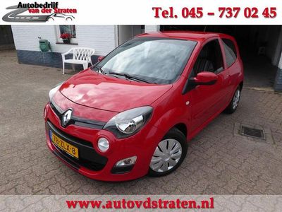 Rood Gebruikt 2013 Renault Twingo Collection Hatchback | € 4.350 (Iets duurder)