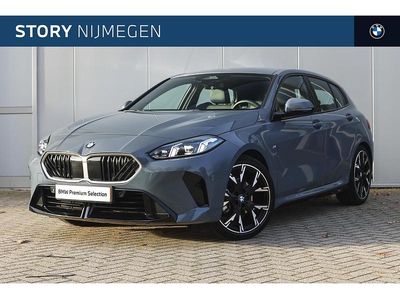 Grijs (metallic) Gebruikt 2025 BMW 120 M Sport Hatchback | € 38.950 (Iets duurder)