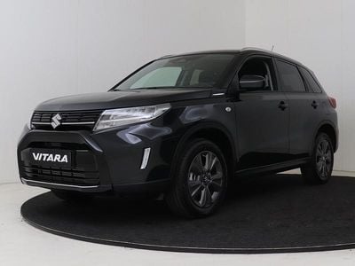 Cosmic black pearl metallic (donker zwart metallic) Nieuw 2025 Suzuki Vitara SUV | € 32.298 (Eerlijke prijs)