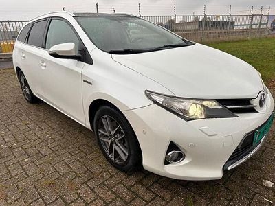Toyota Auris Touring Sports