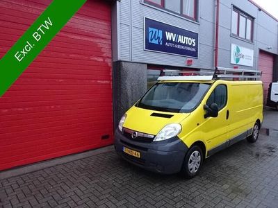 Occasion Opel Vivaro 116 PK (85 kW) 2012 Geel MPV
