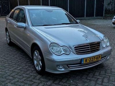 Zilver Occasion 2006 Mercedes C180 Avantgarde Sedan | € 4.950 (Eerlijke prijs)