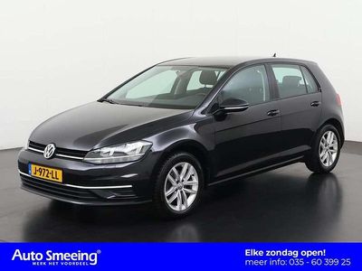 Deep black pearl Occasion 2018 VW Golf VII Highline Hatchback | € 16.945 (Goede deal)