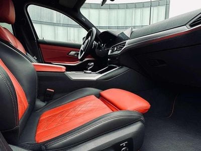 Wit Gebruikt 2020 BMW 340 Executive Stationwagen | € 46.880 (Iets duurder)