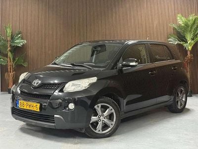 Zwart Gebruikt 2011 Toyota Urban Cruiser Hatchback | € 4.499 (Goede deal)