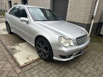 Mercedes C230