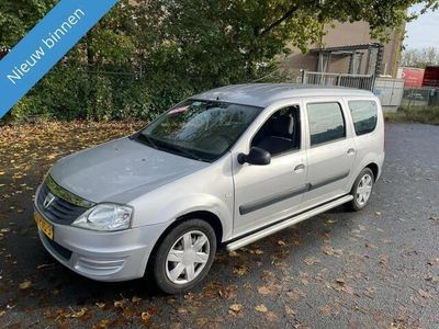 Occasion Dacia Logan MCV Ambiance 87 PK (63 kW) 2010 Grijs, metallic lak Stationwagen