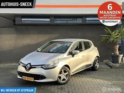Grijs Gebruikt 2014 Renault Clio IV Night&Day Hatchback | € 6.950 (Eerlijke prijs)