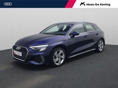 Blauw Occasion 2021 Audi A3 Sportback S-Line Hatchback | € 25.440 (Super prijs)