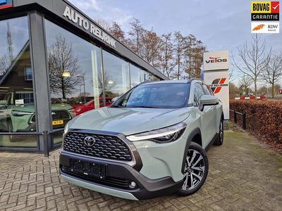 Occasion Toyota Corolla Cross Comfort 197 PK (144 kW) 2024 Groen (metallic) SUV