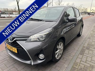 tweedehands Toyota Yaris Hybrid 1.5 Hybrid Dynamic navi airco/ecc 97.000 km