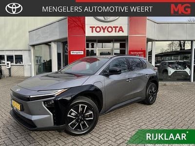Grijs Nieuw 2026 Toyota bZ4X Executive SUV | € 52.390 (Eerlijke prijs)