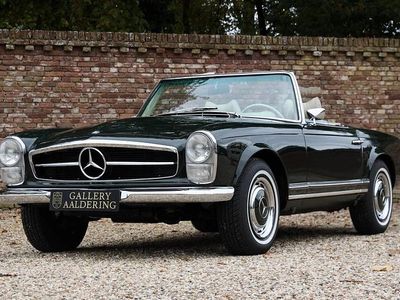 Groen Occasion 1970 Mercedes 280 Cabriolet | € 129.500