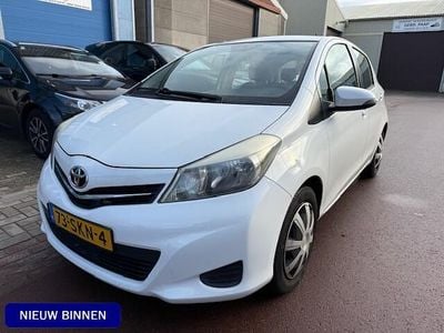 Wit Occasion 2011 Toyota Yaris Hatchback | € 3.950 (Eerlijke prijs)