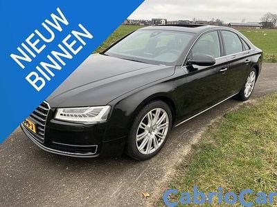 Zwart (metallic) Gebruikt 2015 Audi A8 Proline Sedan | € 23.950