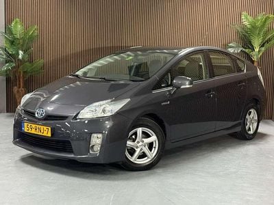 Occasion Toyota Prius 99 PK (72 kW) 2011 Grijs Hatchback