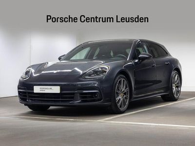 Porsche Panamera 4