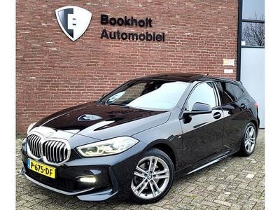 Occasion BMW 118 M Sport 136 PK (100 kW) 2022 Zwart (metallic) Hatchback