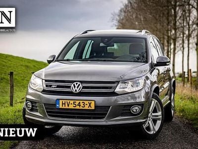 Grijs Gebruikt 2016 VW Tiguan R-line Edition SUV | € 14.740 (Goede deal)