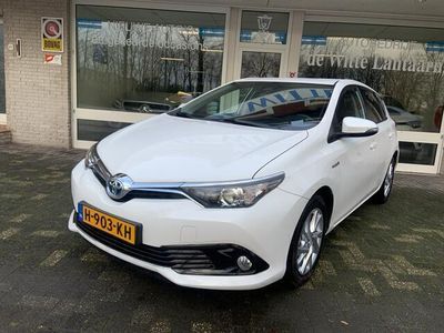 tweedehands Toyota Auris 1.8 Hybrid Volcano Edition Achteruitrijcamera/Crui