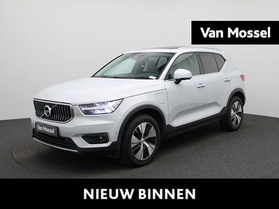 Grijs Gebruikt 2020 Volvo XC40 Inscription SUV | € 31.900 (Eerlijke prijs)