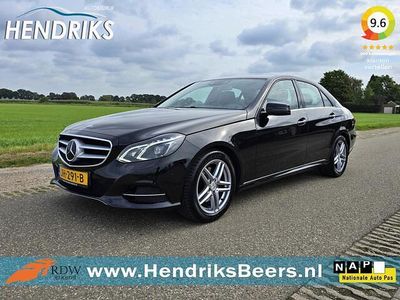 Zwart (metallic) Gebruikt 2014 Mercedes E250 Avantgarde Sedan | € 16.949