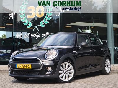 Zwart Gebruikt 2019 Mini ONE Hatchback | € 14.950 (Eerlijke prijs)