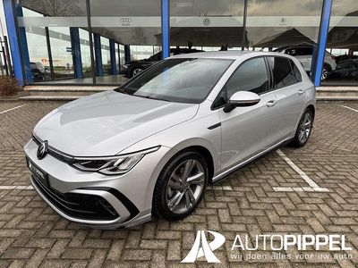 Grijs Gebruikt 2022 VW Golf VIII R-line Hatchback | € 30.895 (Eerlijke prijs)