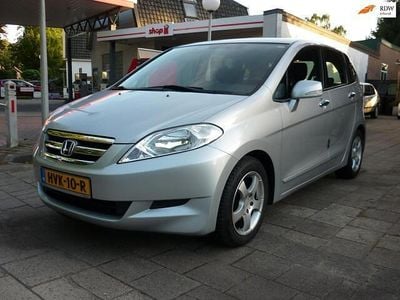 Honda FR-V