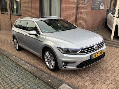 Occasion VW Passat Highline 156 PK (114 kW) 2016 Grijs (metallic) Stationwagen