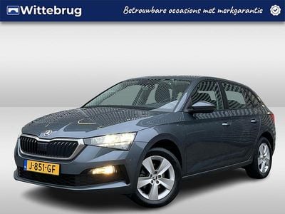 Grijs Occasion 2020 Skoda Scala Ambition Hatchback | € 15.950 (Eerlijke prijs)