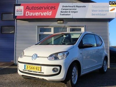 tweedehands VW up! UP! 1.0 highnieuwe apk, airco, navigatie, boekjes, 2 sleutels, stoelverwarming, cruise control