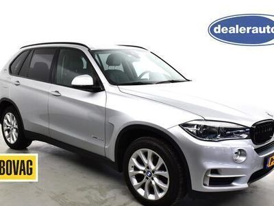 tweedehands BMW X5 xDrive40e iPerformance Electr verstelbare stoelen met geheugen, Achter en voor camera, HUD, Cruise C, Park assist, stuurflippers, Dyn Contr Elec. open dak, Privacy glas, Elec. kofferbak, Afmeembare trekhaak, lederen bekleding, ski luik, Buitenspieg