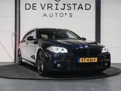 Zwart Occasion 2016 BMW 528 Executive Stationwagen | € 22.950 (Eerlijke prijs)