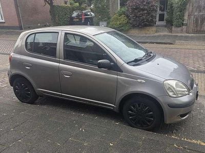 Gebruikt 2004 Toyota Yaris Hatchback | € 1.000 (Super prijs)