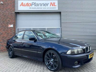 BMW 523